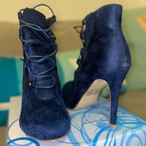 NEW Navy Blue Laced Up Ankle Boots/Booties Sz 10